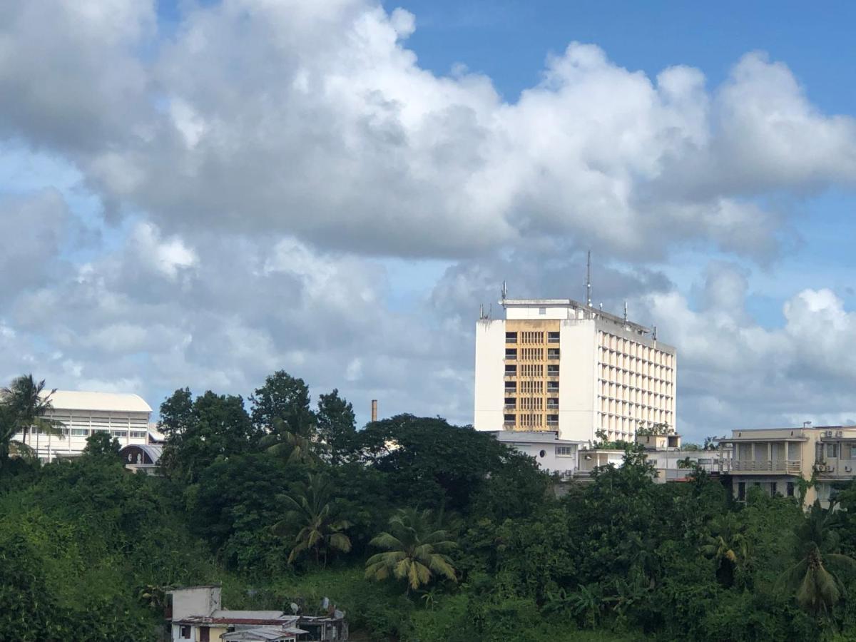 Appartement Avec Vue Panoramique De Pointe-A-Pitre Luaran gambar