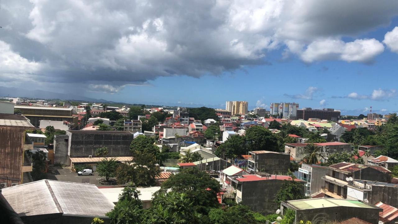 Appartement Avec Vue Panoramique De Pointe-A-Pitre Luaran gambar